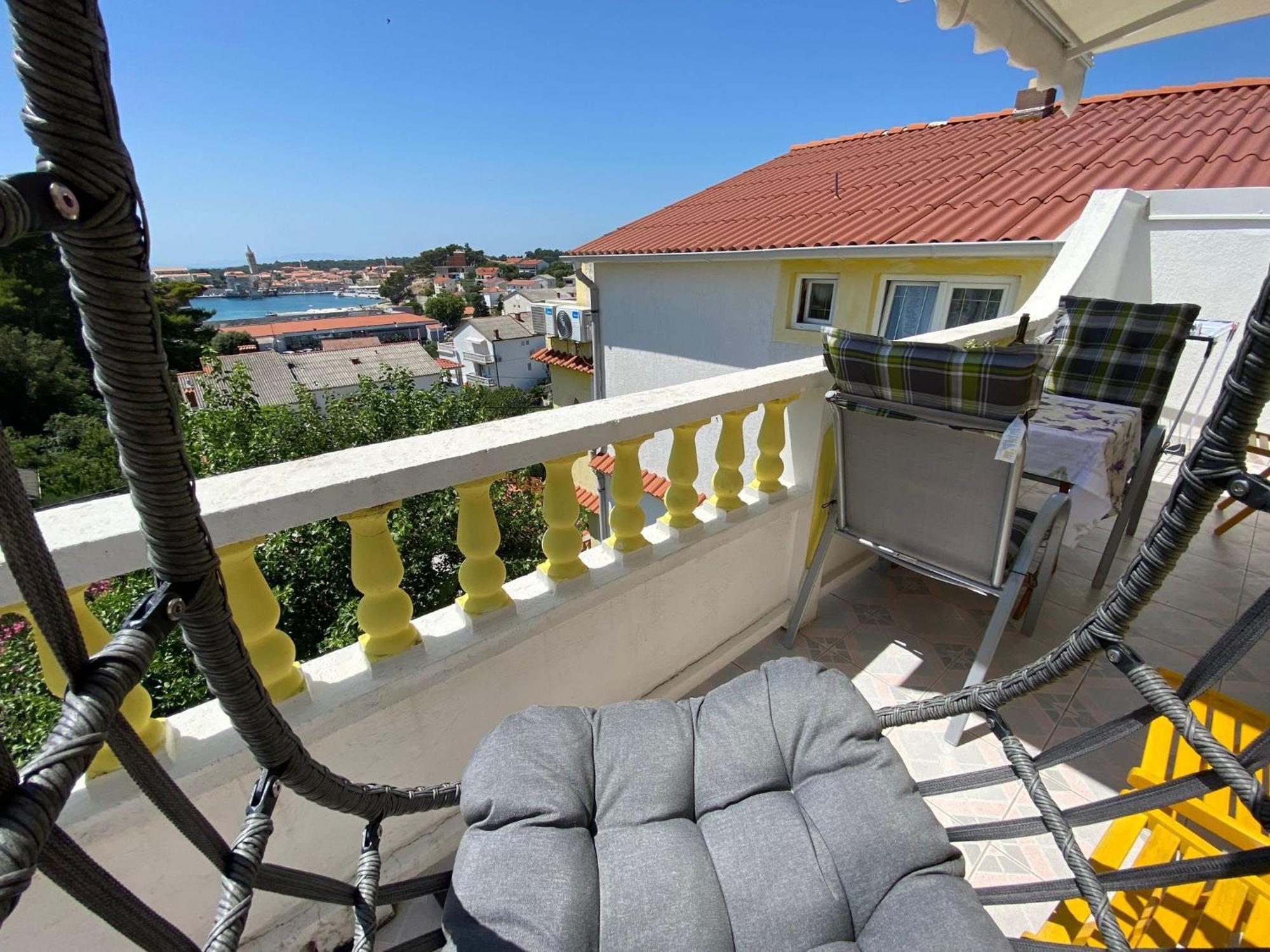 Apartments Mare Banjol Extérieur photo
