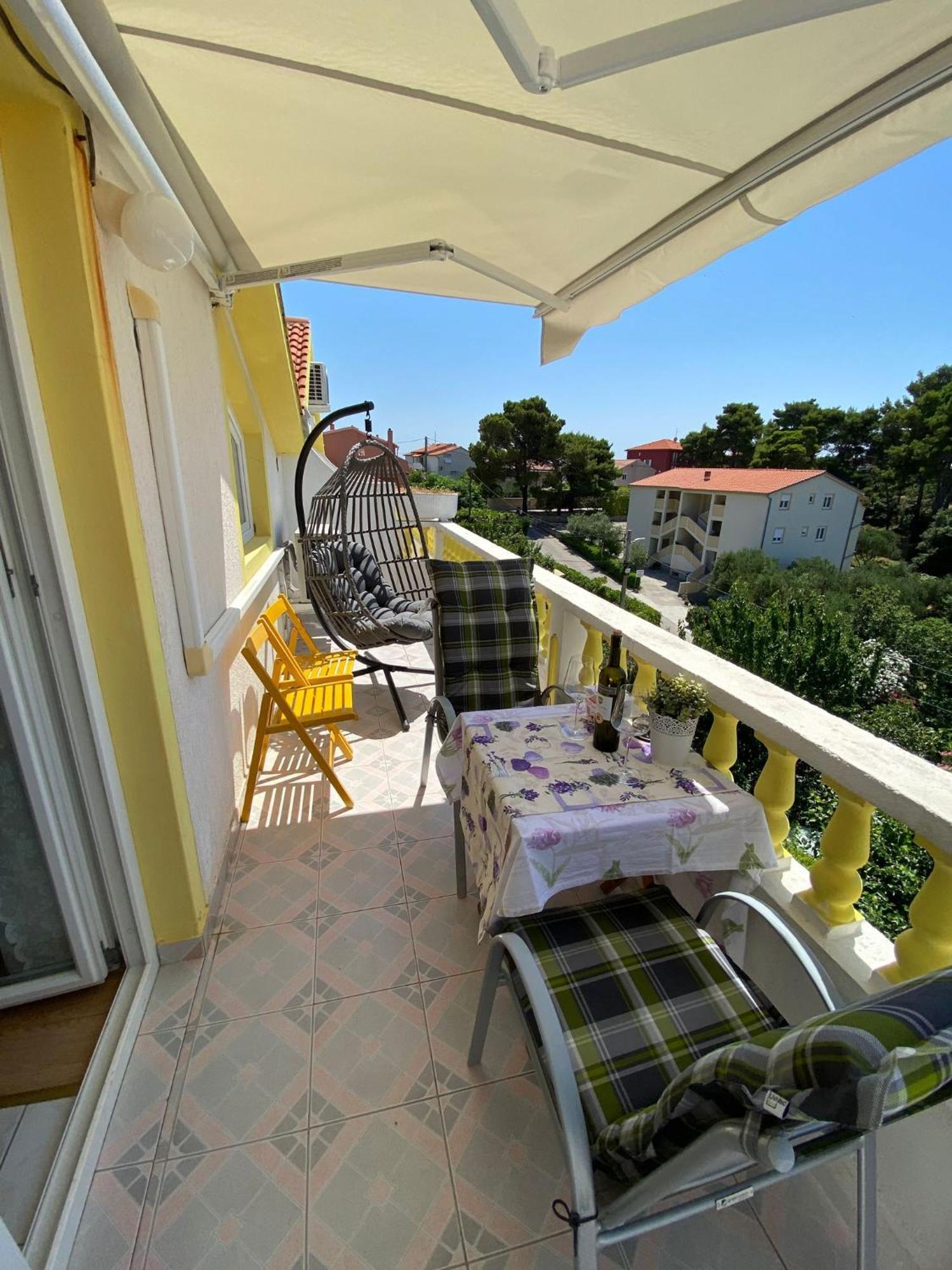 Apartments Mare Banjol Extérieur photo